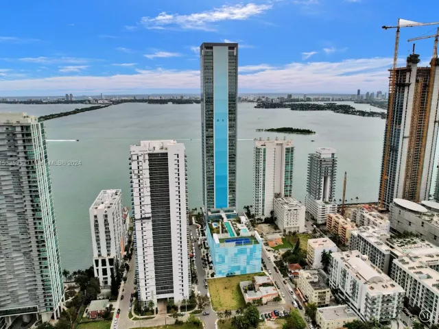 Продажа квартиры #3505 - фото 5007789