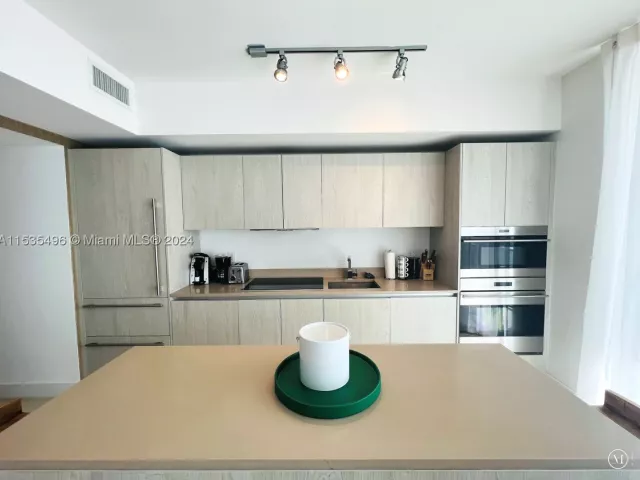 Продажа квартиры #2611 - фото 9075307
