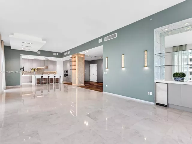 Продажа квартиры #1002 - фото 5058432