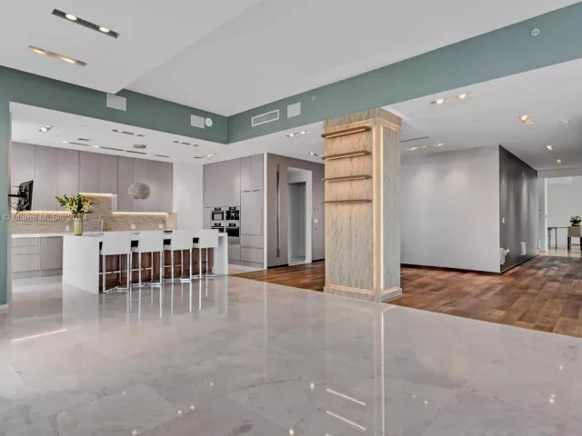 Продажа квартиры #1002 - фото 5058435