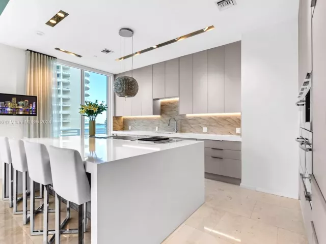 Продажа квартиры #1002 - фото 5058418