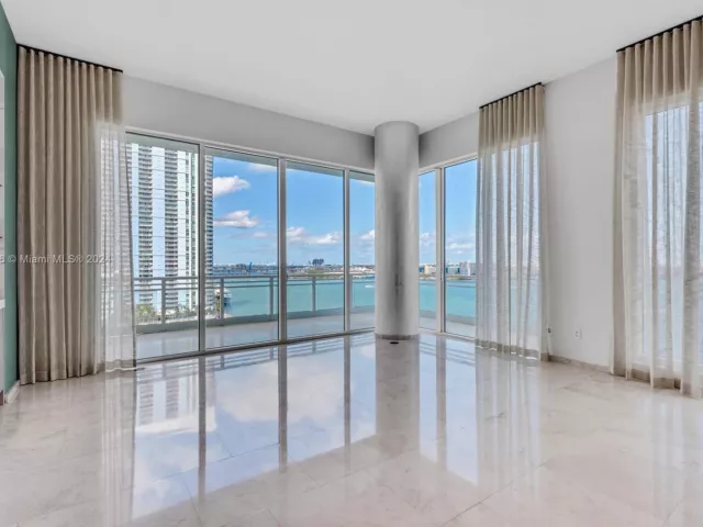 Продажа квартиры #1002 - фото 5058424