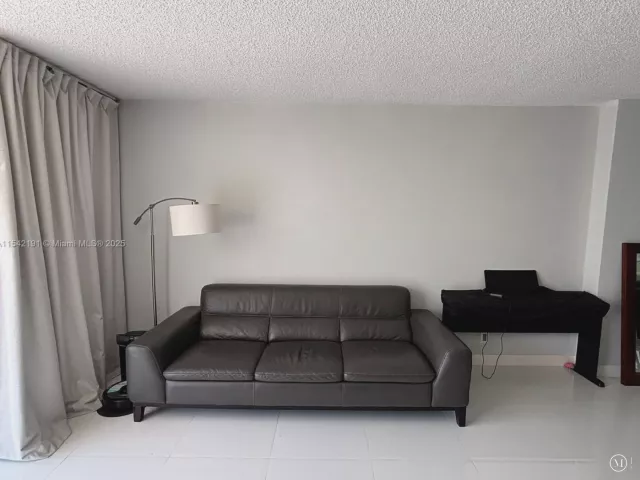 Продажа квартиры #4F - фото 6481673