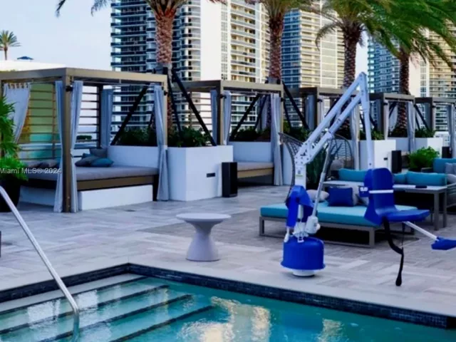 Продажа квартиры #R703 - фото 5068894