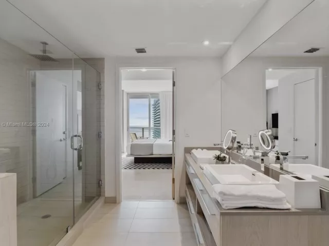 Продажа квартиры #R703 - фото 5068886