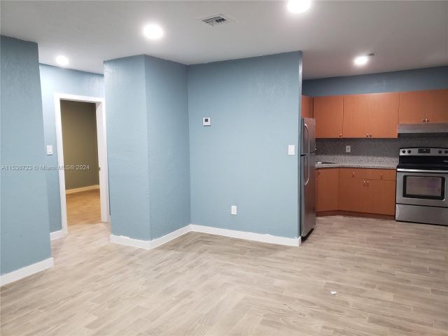 Продажа дома по адресу 829 NW 113th St - фото 5071888