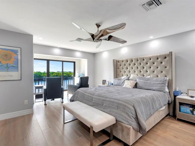 Продажа дома по адресу 4501 N Ocean Blvd C-T3 - фото 5074374