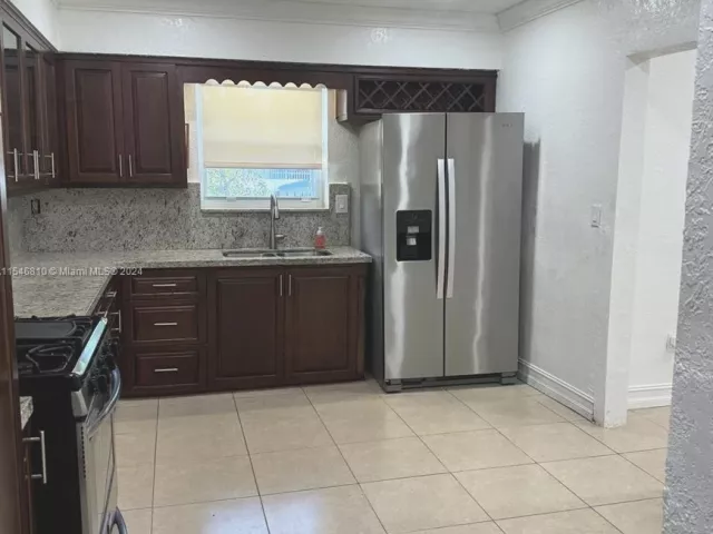 Продажа дома по адресу 206 Ponce De Leon Blvd - фото 5420630