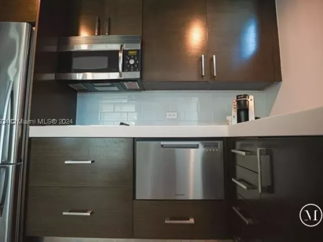 Продажа квартиры #1105 - фото 9046434
