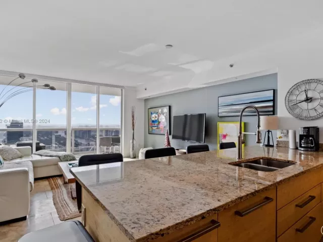 Квартира в аренду номер5005 - фото 5160138