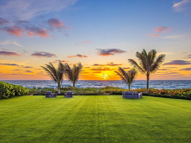 Продажа дома по адресу 2325 S Ocean Boulevard - фото 5170978