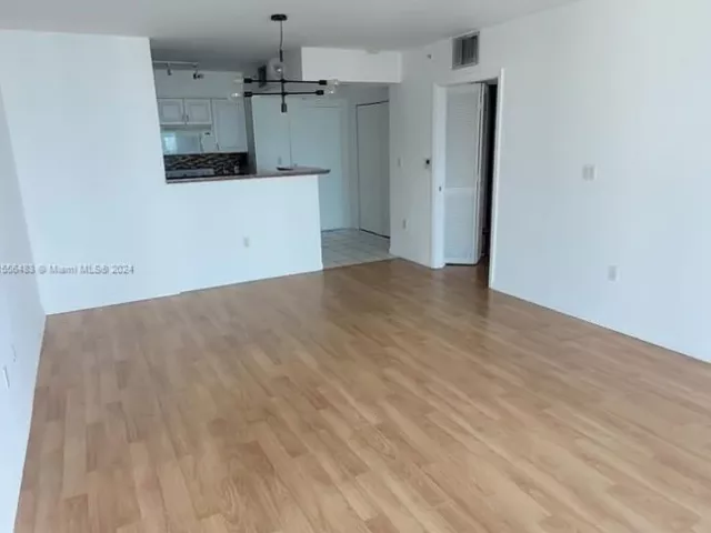 Продажа квартиры #2805 - фото 5180703