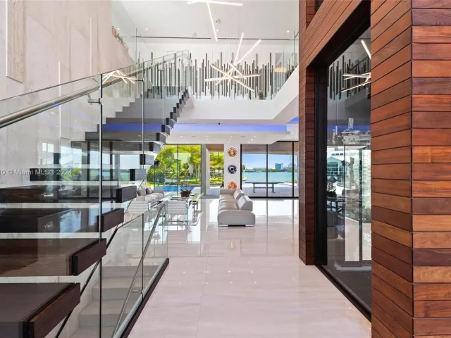 Продажа дома по адресу 1133 Belle Meade Island Dr - фото 5219758