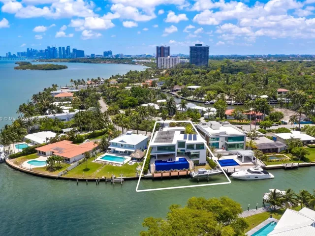 Продажа дома по адресу 1133 Belle Meade Island Dr - фото 5219760