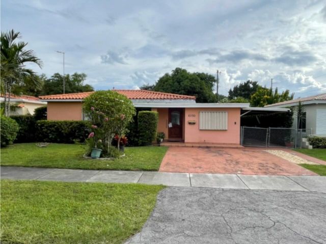 Продажа дома по адресу 6150 SW 19th St - фото 5226702