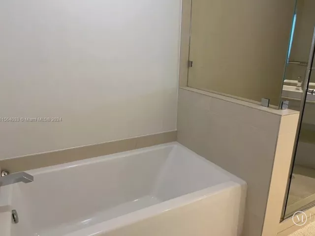 Квартира в аренду номер2101 - фото 5236750