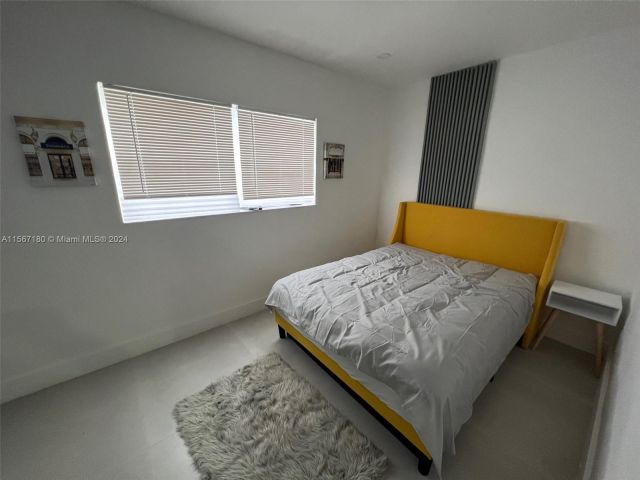 Продажа дома по адресу 14101 NW 1st Ave - фото 5253442