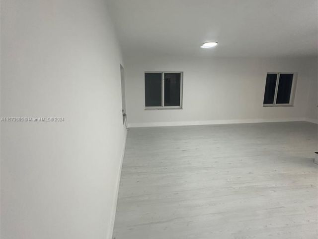 Продажа дома по адресу 901 NW 153rd St - фото 5321855