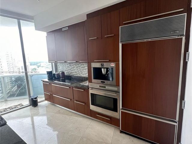 Продажа квартиры # - фото 6169052