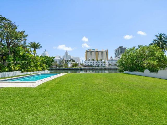 Продажа дома по адресу 3633 Flamingo Dr - фото 5329701