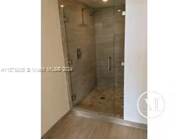 Продажа квартиры #3400 - фото 5347645