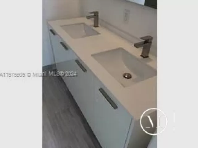 Продажа квартиры #3400 - фото 5347643