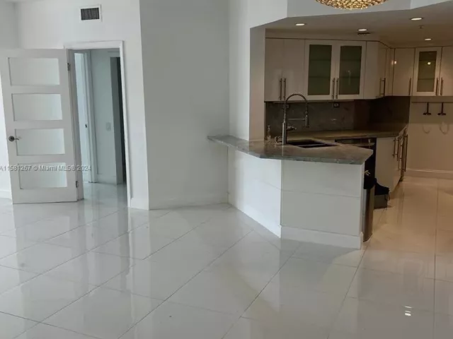 Продажа квартиры #202 - фото 5372196