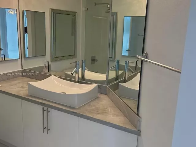 Продажа квартиры #202 - фото 5372187