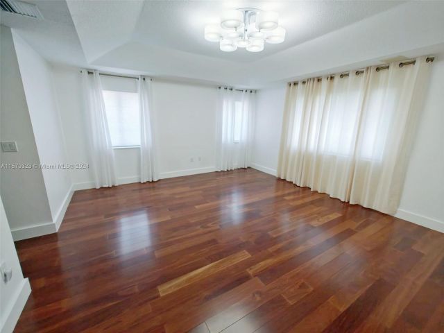 Продажа дома по адресу 11382 NW 65th St - фото 5472984