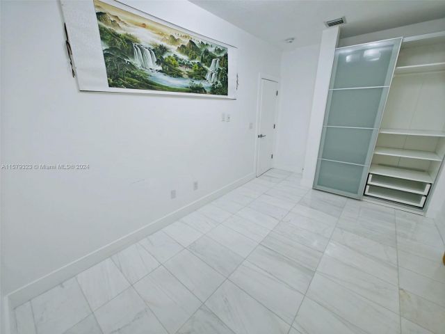 Продажа дома по адресу 11382 NW 65th St - фото 5472986