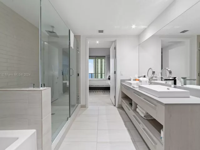 Квартира в аренду номерR2305 - фото 5381892