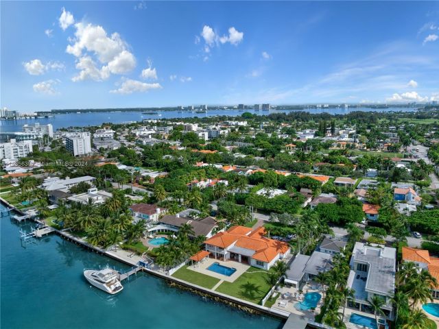 Продажа дома по адресу 1730 Bay Dr - фото 5405918