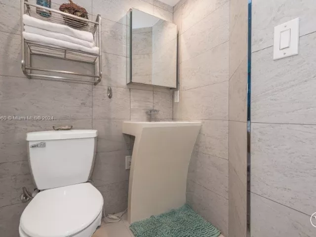 Квартира в аренду номер1111 - фото 5421201