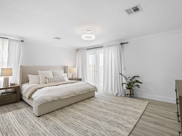 Продажа дома по адресу 12731 Yardley Drive - фото 5426316