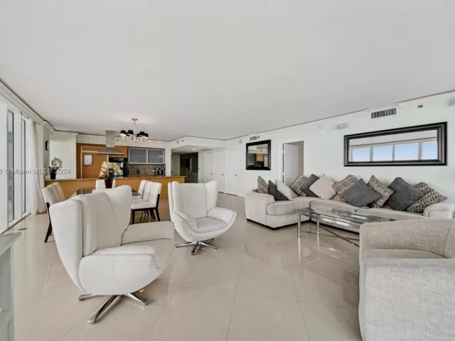 Продажа квартиры #1701 - фото 5423164