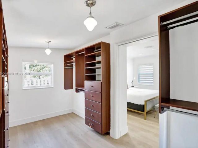 Продажа дома по адресу 725 Harrison St - фото 5424993