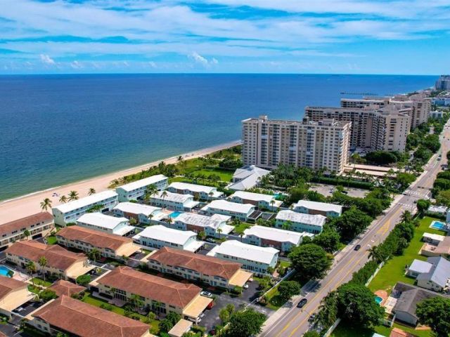 Продажа дома по адресу 5400 N Ocean Blvd 42 - фото 5494185