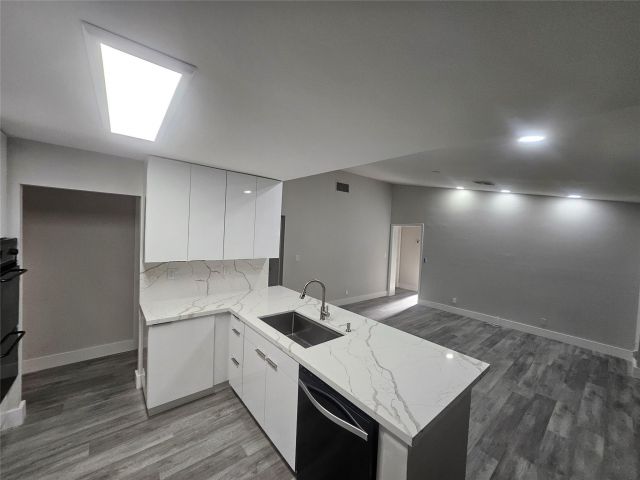 Продажа дома по адресу 12305 Paseo Way - фото 5472679