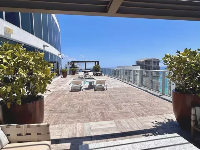 Продажа квартиры #R2407 - фото 5441937