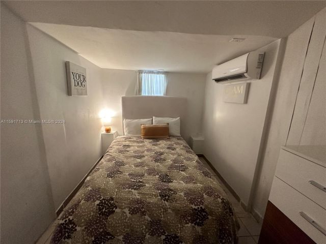 Продажа дома по адресу 102 NW 33rd st - фото 5444962