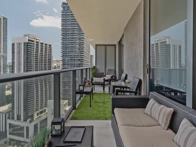 Продажа квартиры #3502 - фото 5456204