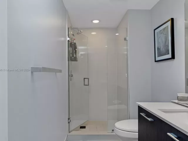 Продажа квартиры #3502 - фото 5456190