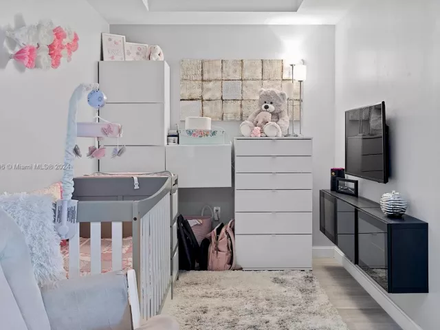 Продажа квартиры #3502 - фото 5456193