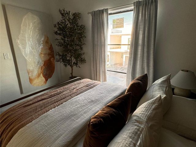 Продажа дома по адресу 2526 Pierce 10 - фото 5528127