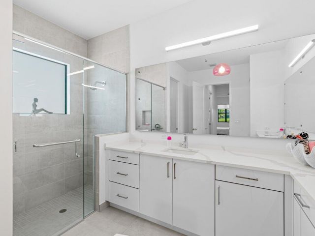 Продажа дома по адресу 8613 Torrey Isles Terrace - фото 5496634