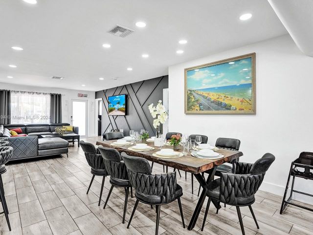 Дом в аренду по адресу 1206 Lincoln St - фото 5499454