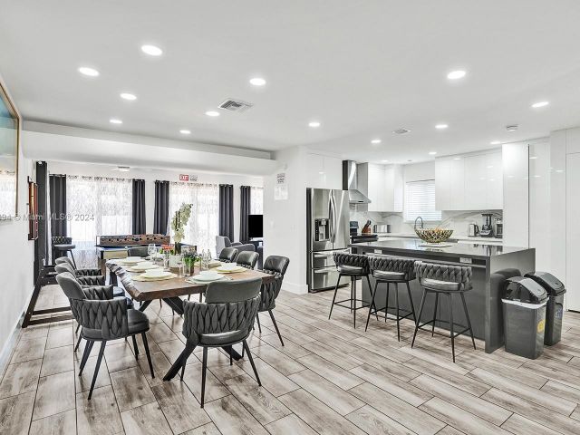 Дом в аренду по адресу 1206 Lincoln St - фото 5499463