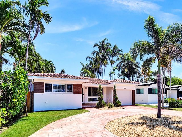 Дом в аренду по адресу 1206 Lincoln St - фото 5499468