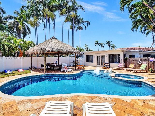 Дом в аренду по адресу 1206 Lincoln St - фото 5499471