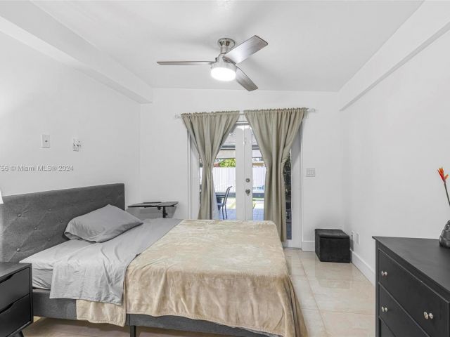 Продажа дома по адресу 10030 SW 45th St - фото 5511946